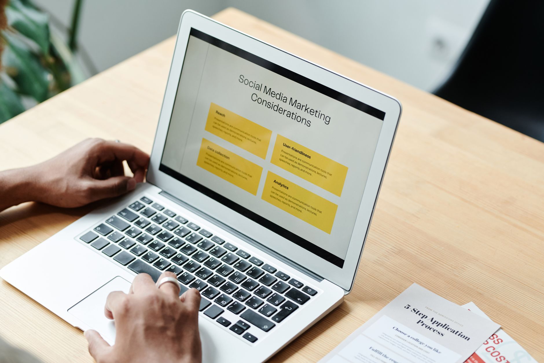 Social Media Manager at an Agency: What You Need to Know